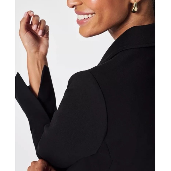 NEW! Spanx Ponte Asymmetric Tailored Blazer in Black - Picture 11 of 13